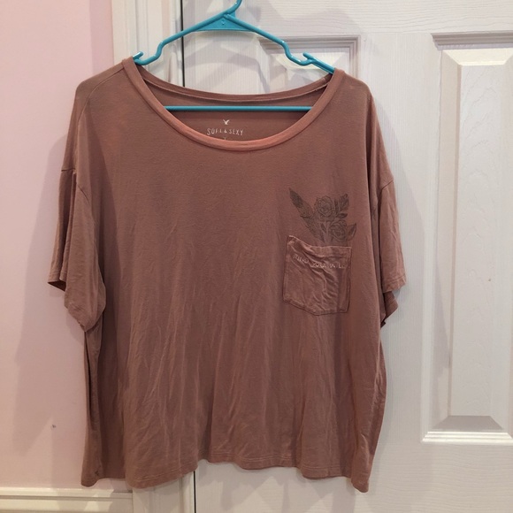 American Eagle Outfitters Tops - ❤️ American Eagel Pink Tee Shirt.